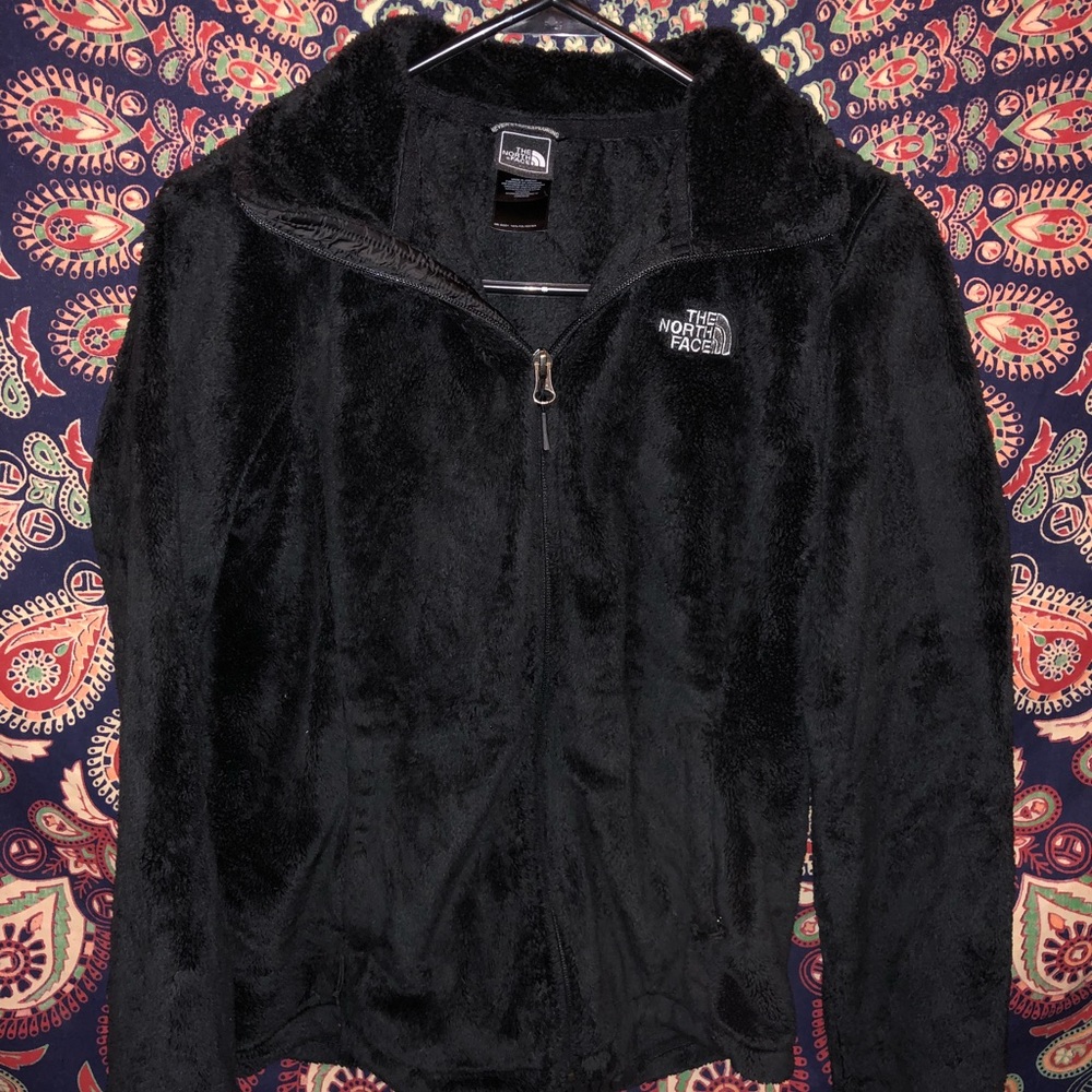 Black North Face:)